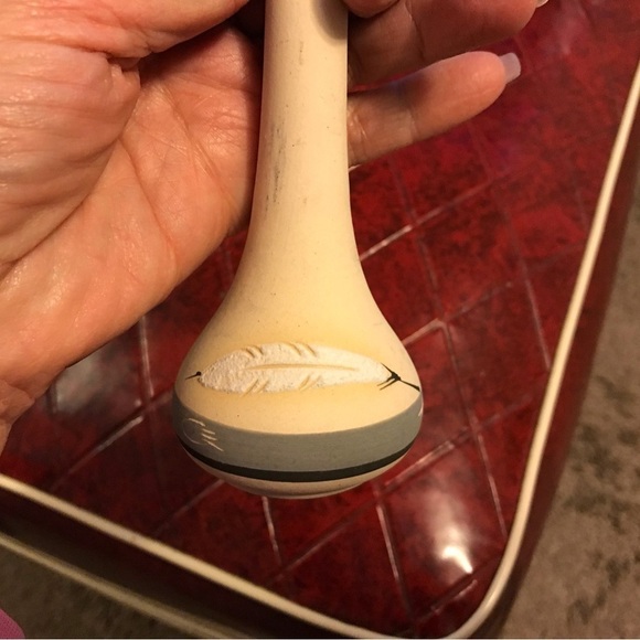 Pottery Gray Feathers 98 - Picture 9 of 9